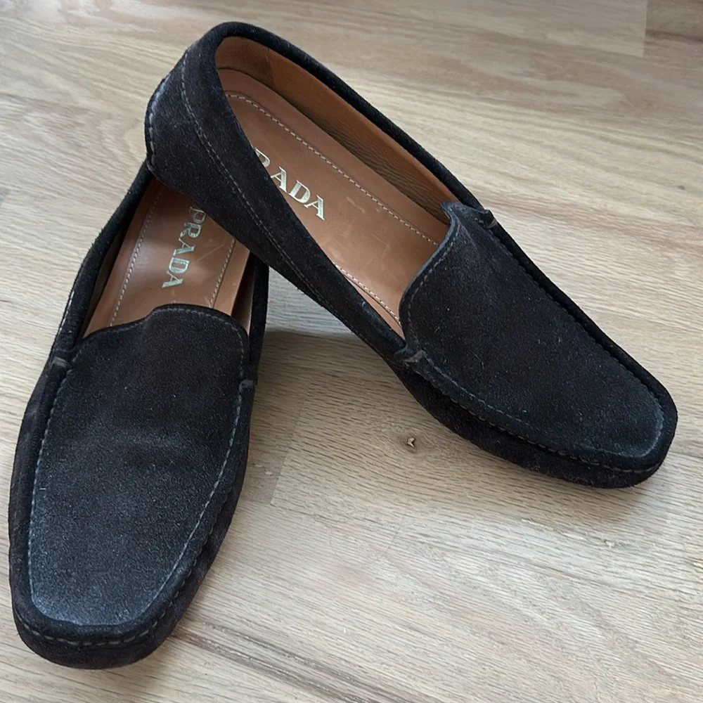 PRADA men's dark brown suede leather slip-on driving moccasins size 10, unworn